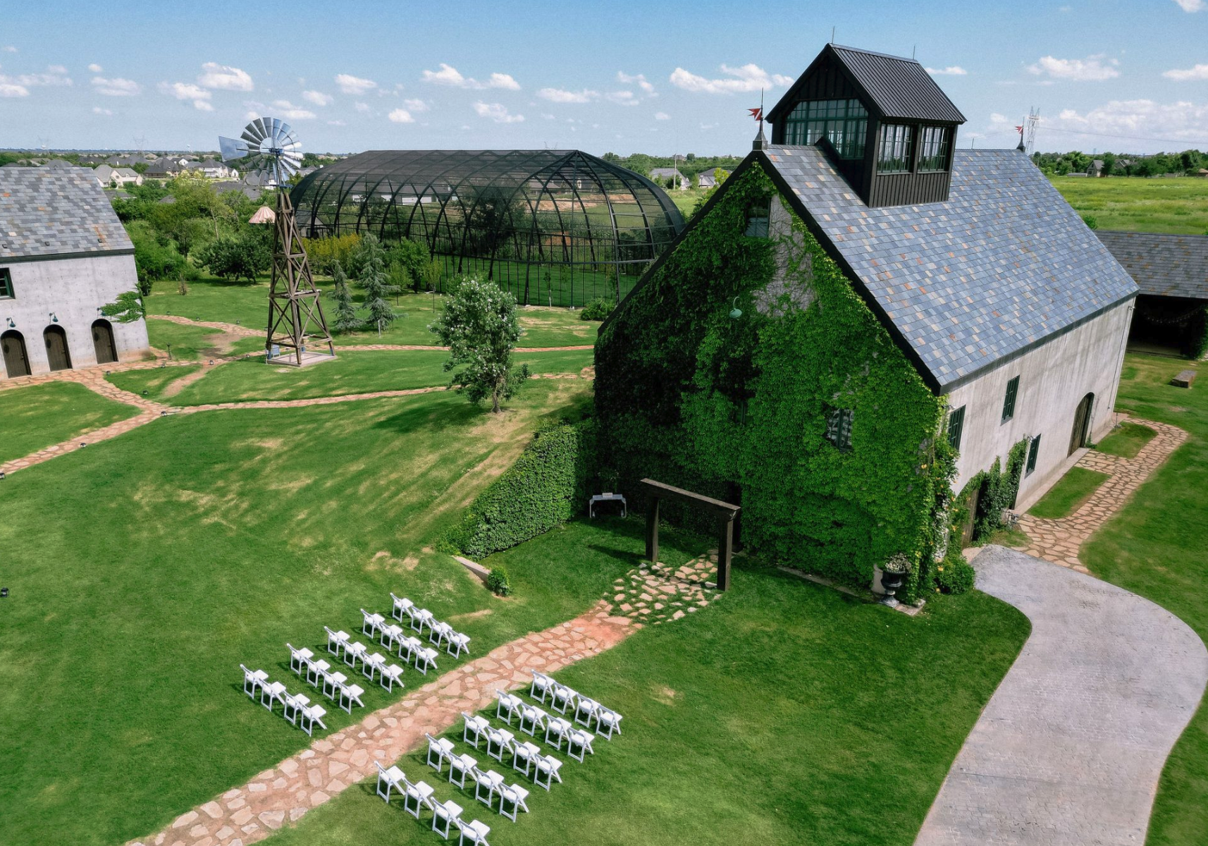 The Wedding Website of Sami Melcher and Gawen Head-Allain