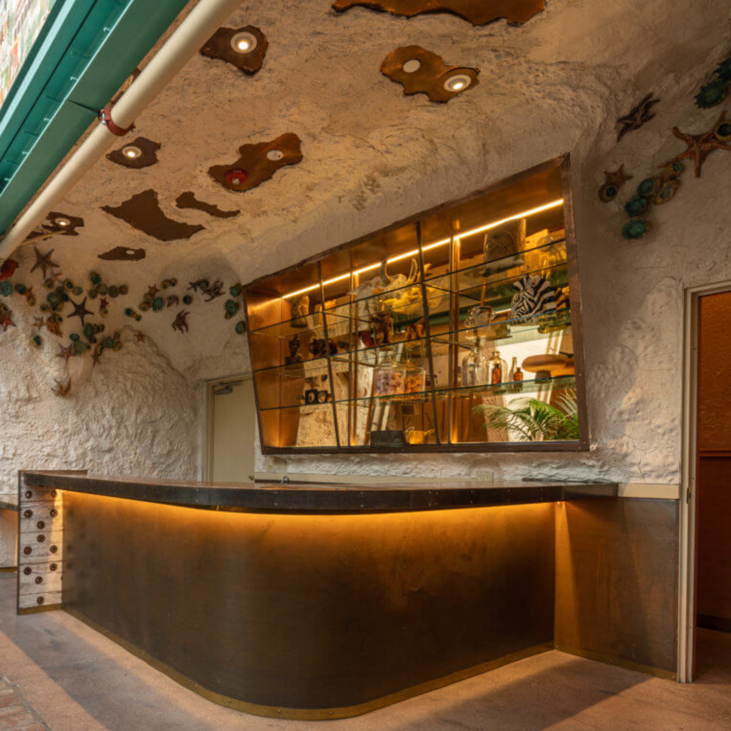 Grotto Bar
