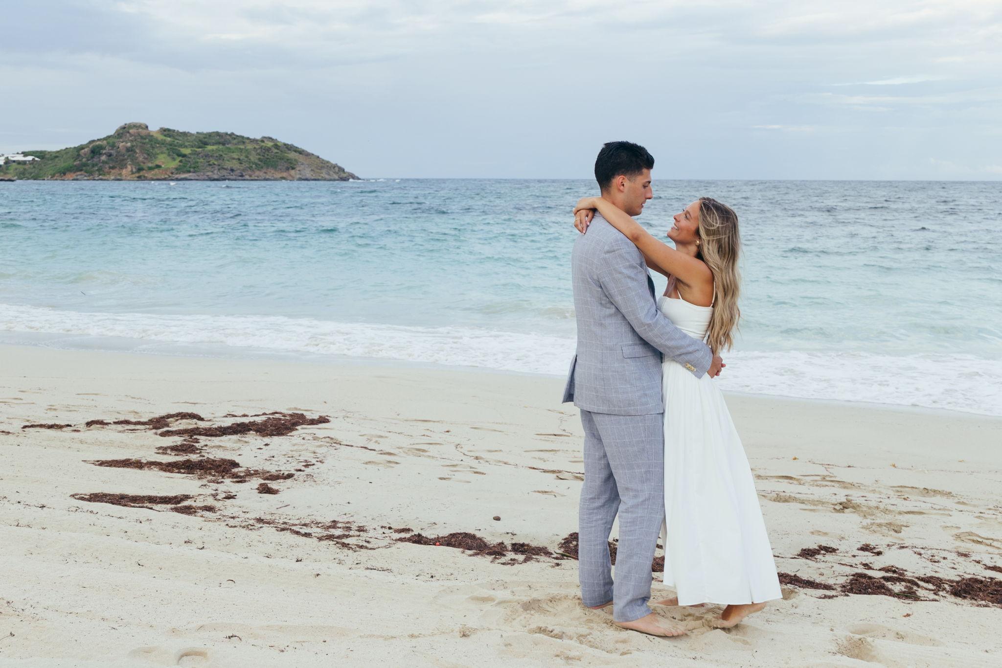 The Wedding Website of Hailey Brzustewicz and Antonio Bavaro