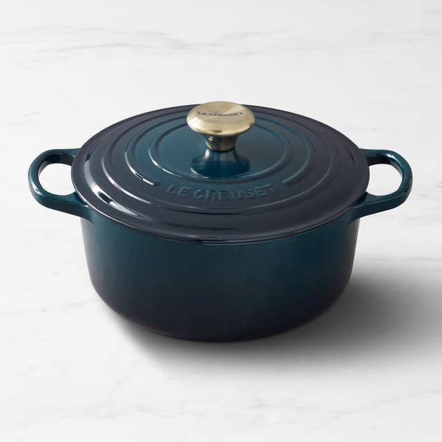 Cast Iron Round Dutch Oven 5 1/2-Qt. (Serves 5-6)