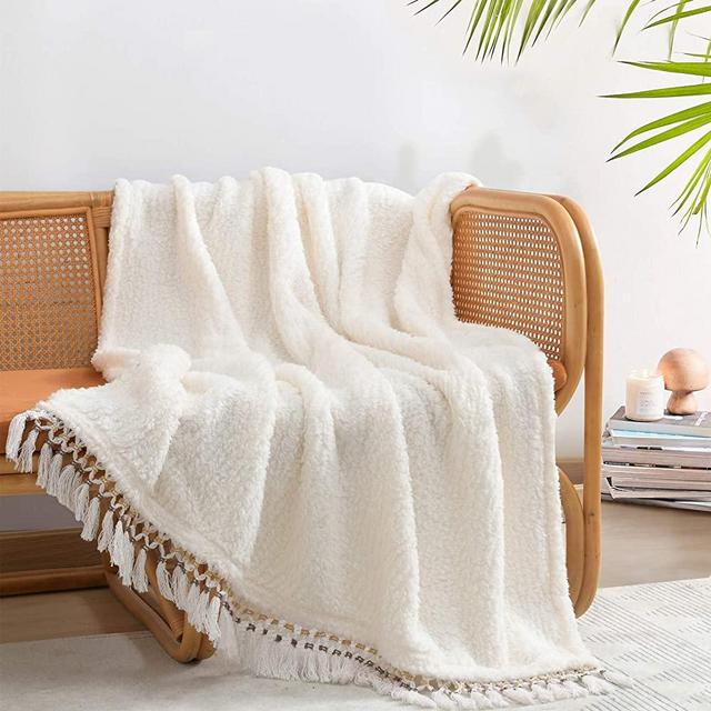 Ultra Soft Cozy Sherpa Throw Blanket, Light Weight Warm Decorative Throw Blanket with Tassel, Solid Antique White Pattern Reversible Boho Style Blanket for Sofa, Couch, Bedroom,Travel, 60”x80”