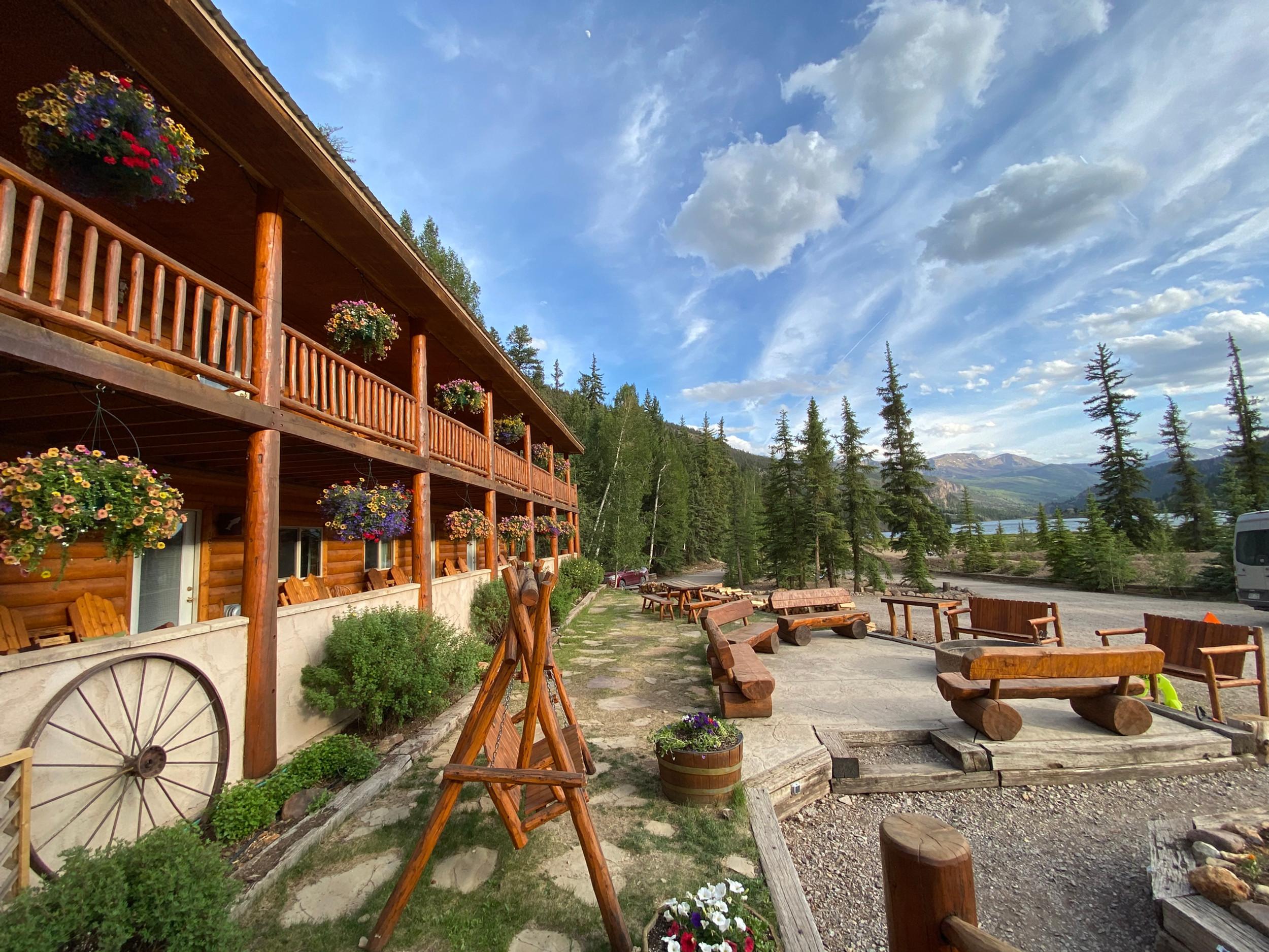 The Wedding Website of Katie Riggs and Zac Williams