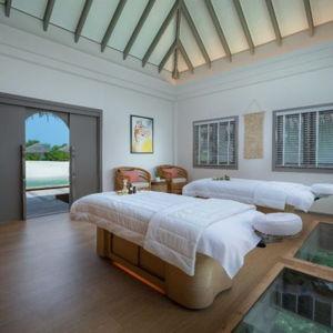 120-Minute Couples Massage in a private water villa
