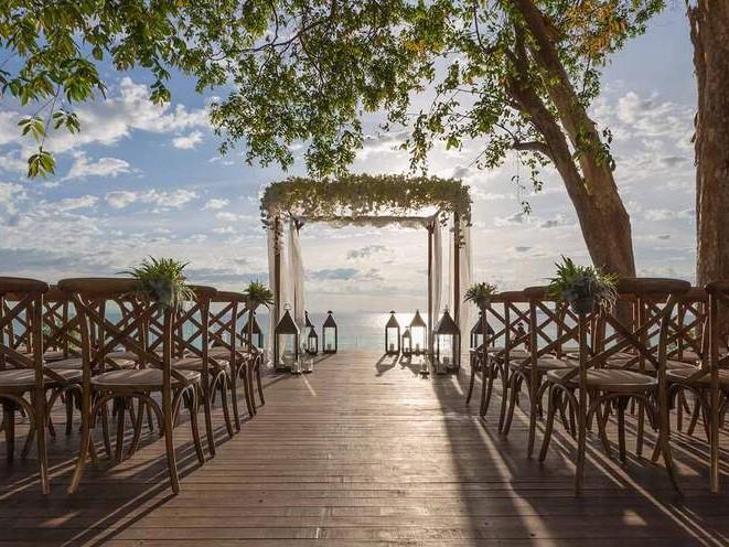 The Wedding Website of Nelson Ferrett and Karen Del Aguila