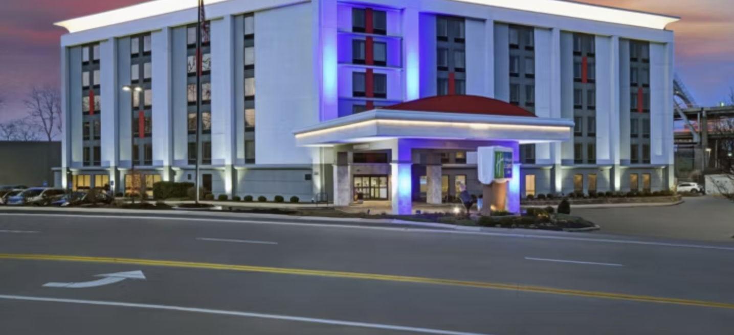 The Wedding Website of Hannah Rawls and Lance Bertsch