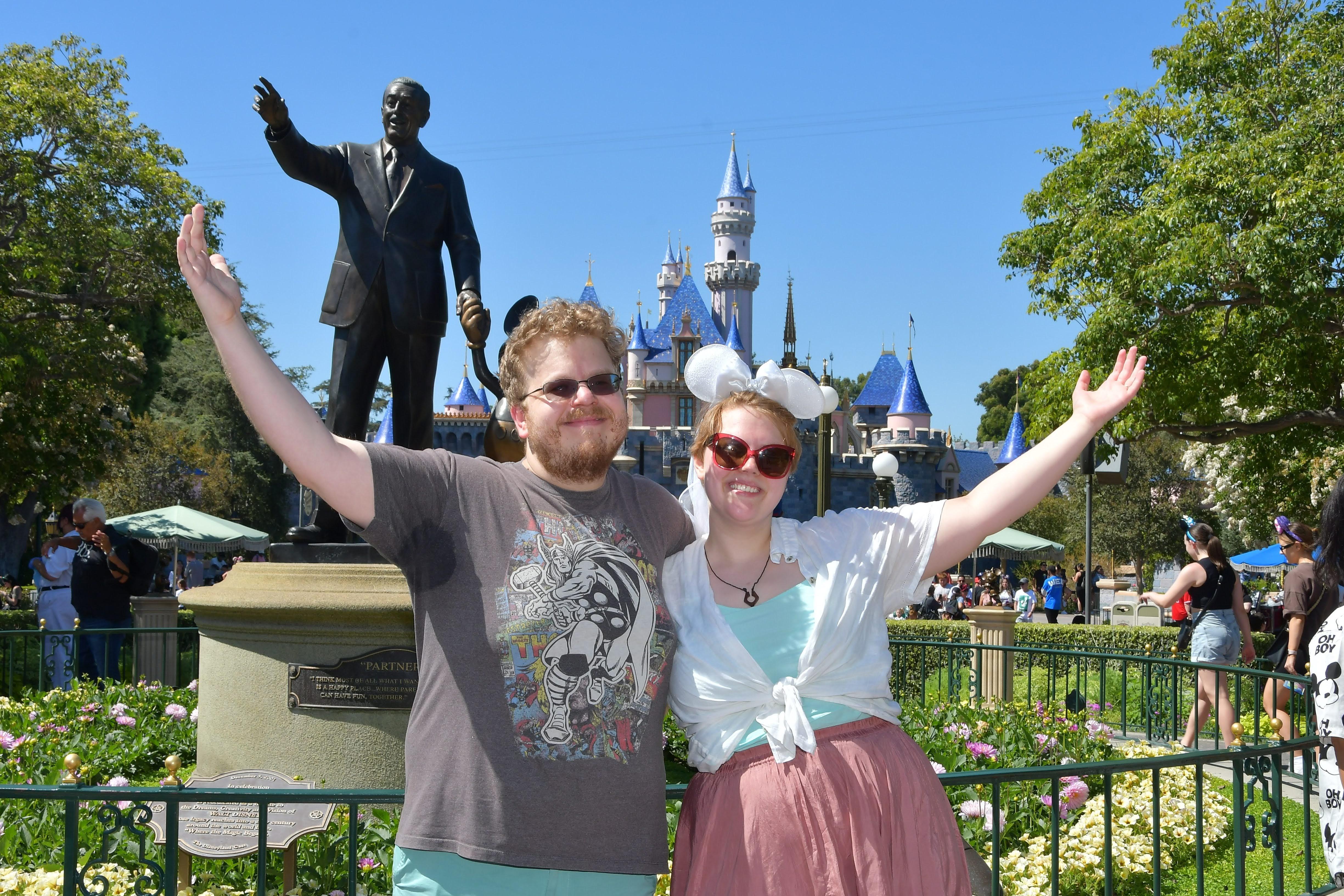 The Wedding Website of Rebecca May Blum-Kingsley and Jonathan Roberts Beckner