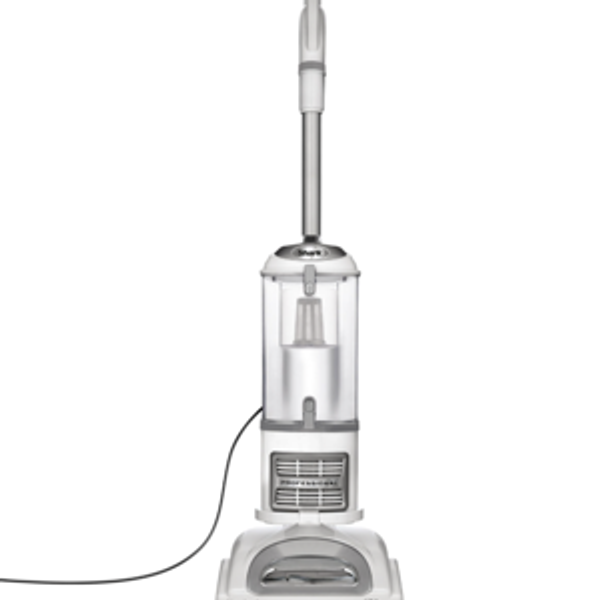 Shark | Upright Vacuum Cleaner | Navigator Lift-Away | Swivel Steering | HEPA Filter | Vacuum for Pet Hair | Crevice Tool & Dusting Brush Included | For Carpets & Hard Floors | White/Silver | NV356E