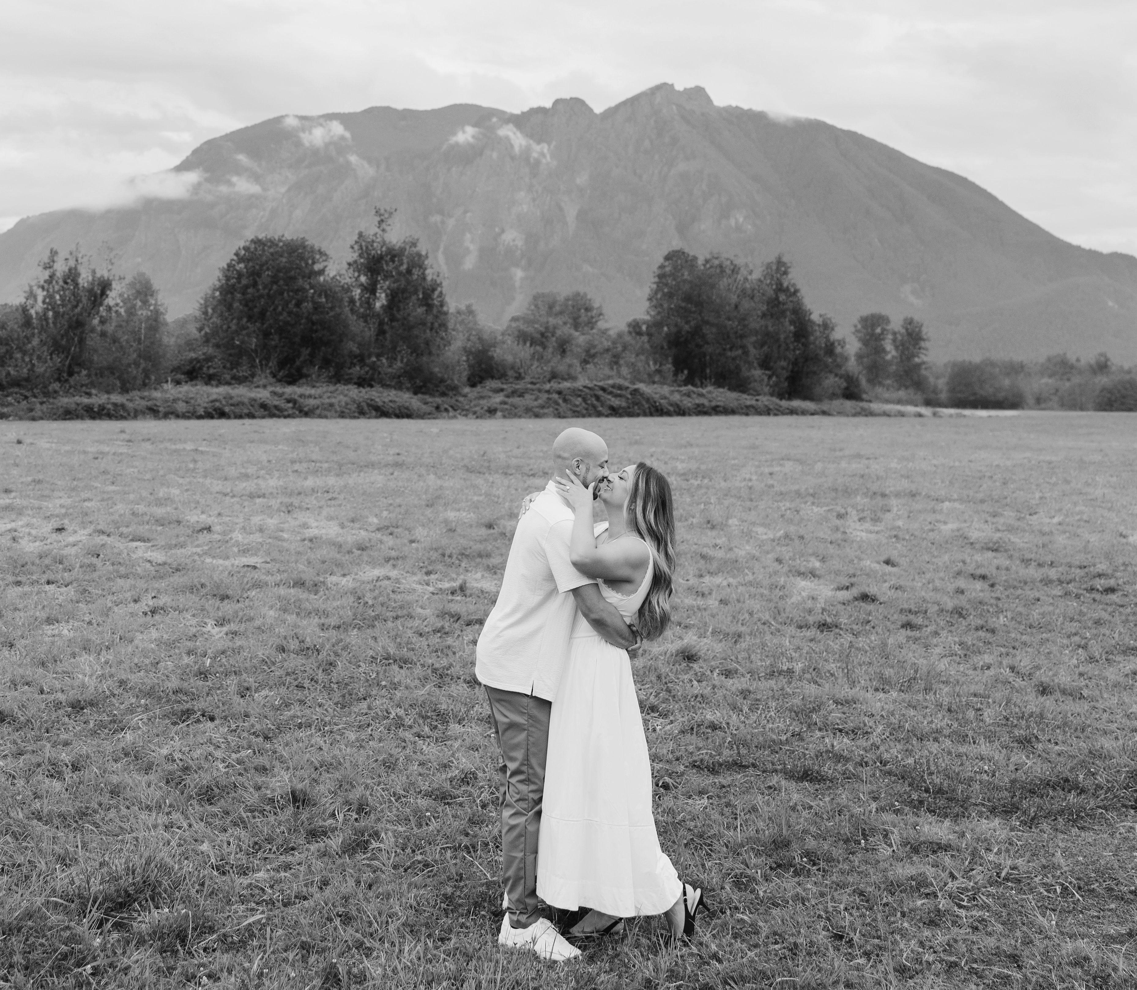 The Wedding Website of Juanita Palaki and Ashton Summers