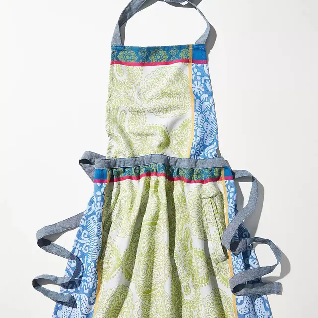 Nifty Jacquard Apron