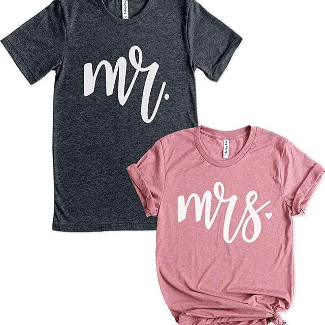 Teeny Fox Mr and Mrs Couple Shirts Matching Mr. and Mrs. T-Shirts Engagement Honeymoon
