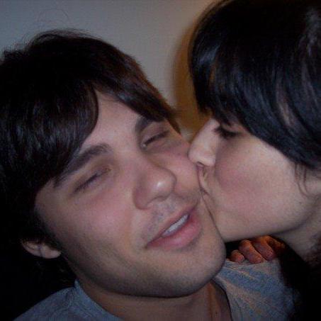 Long distance visits and smooches. 
Pierson College, Yale University, New Haven, CT, Early December 2006