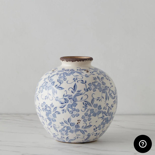 Cairns Vase