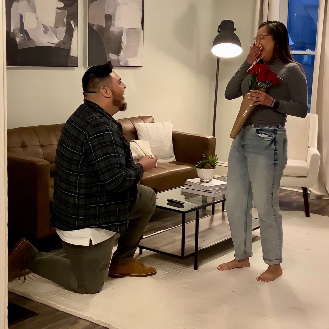 When Juan popped the question! (Look at Steph’s feet just out) 💀 - Oct. 2022