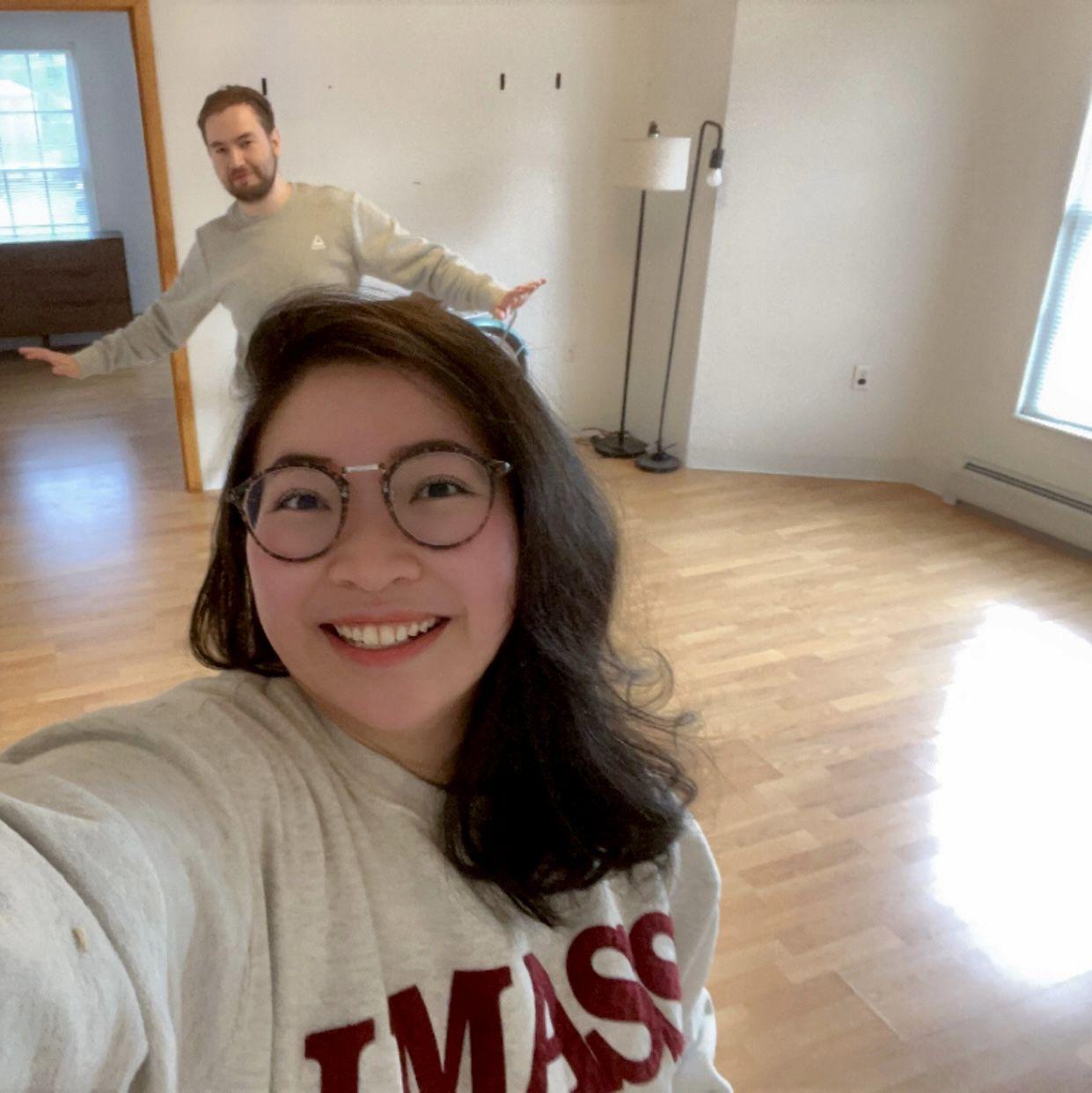 Luke helped Vi pack up her entire apartment...