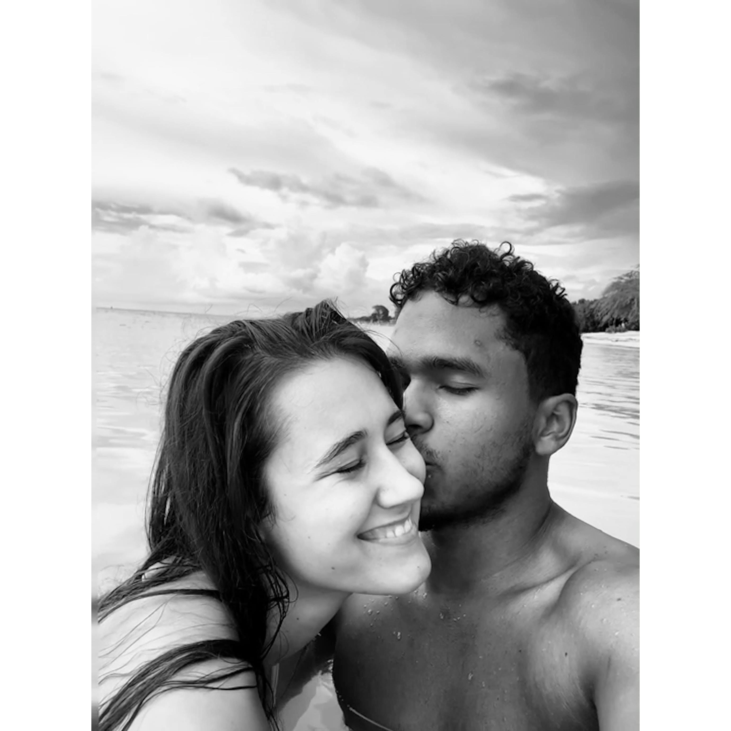 9 / 8 / 20
Playa El Combate, PR
