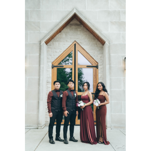 Wedding squad goals!