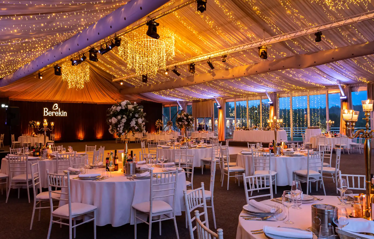 The Wedding Website of Ana Creglia and Milos Luzaic