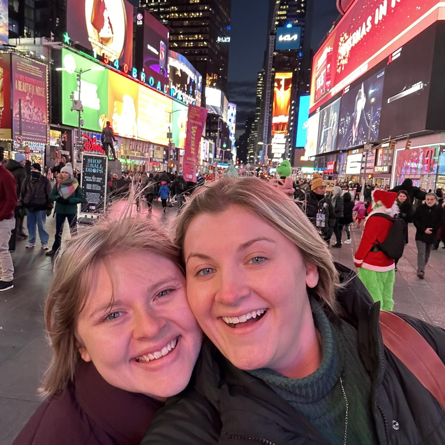 Big cheesin’ in Times Square (2023)