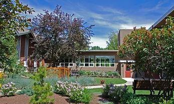 The Wedding Website of Natalie Young and Willem Jordaan