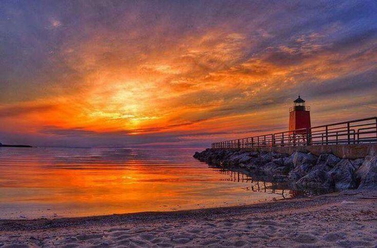 The Wedding Website of Jordan Robertson and Daniel Davidson