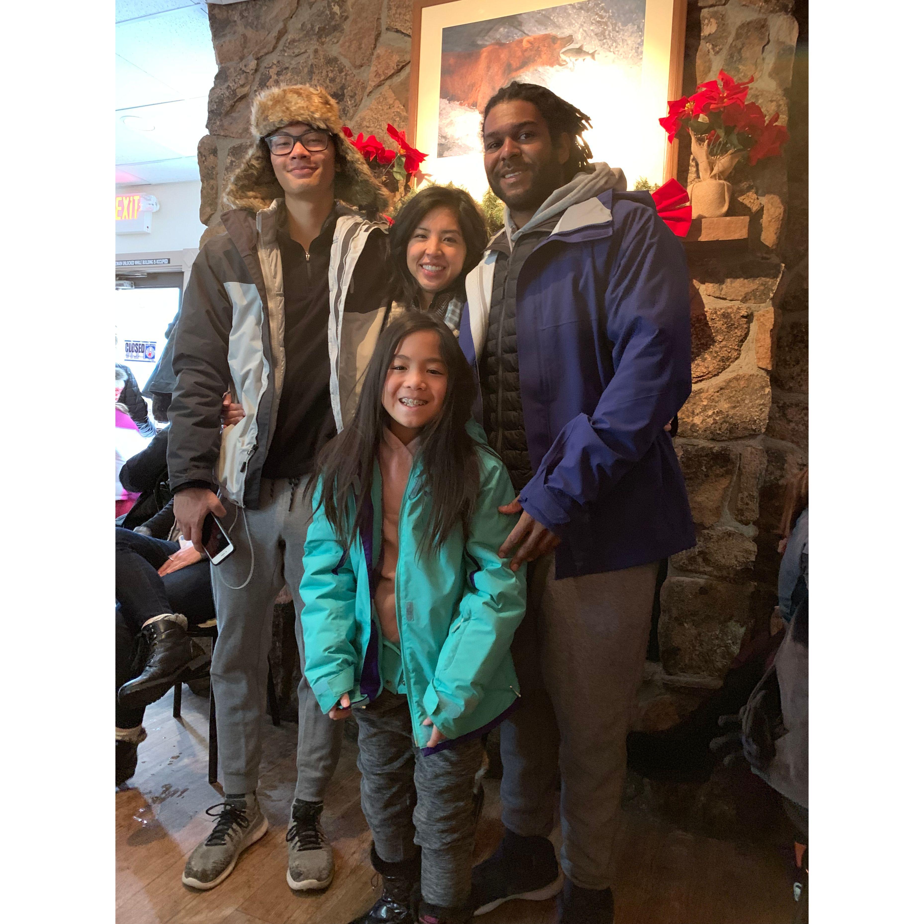 Nguyen Family Xmas in Breck 2018