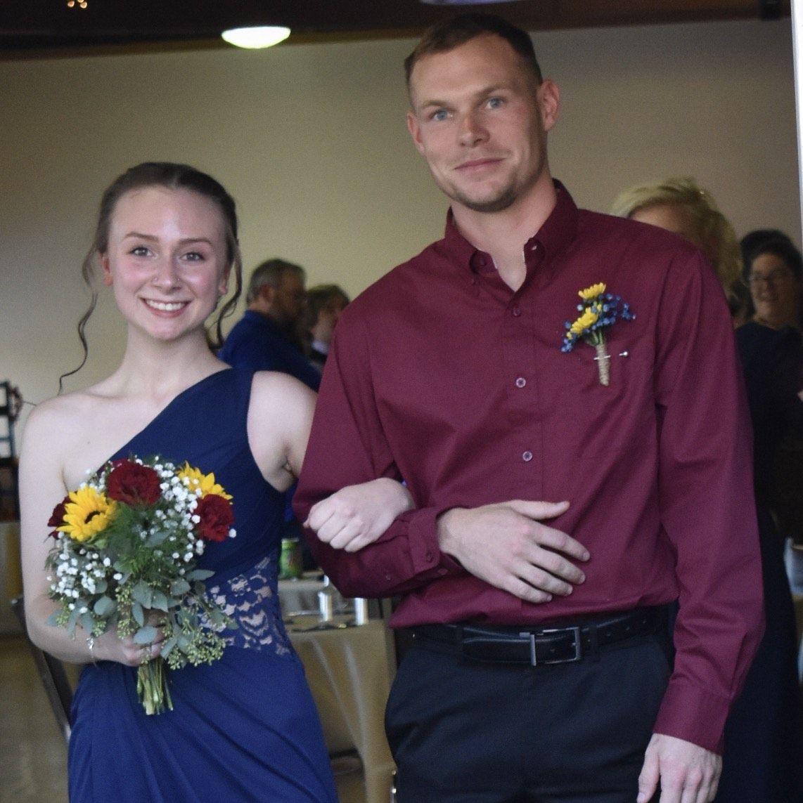The foreshadowing: Maid of Honor and Best Man