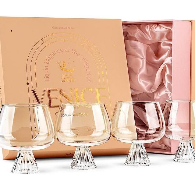 Venice Goblet Cocktail Glasses | Modern Glassware Collection | Set of 4 | 17 oz Light Borosilicate Glass Balloons for Gin Tonic, Aperol Spritz, Bellini, Pina Colada, Sangria, Rossini, Punch