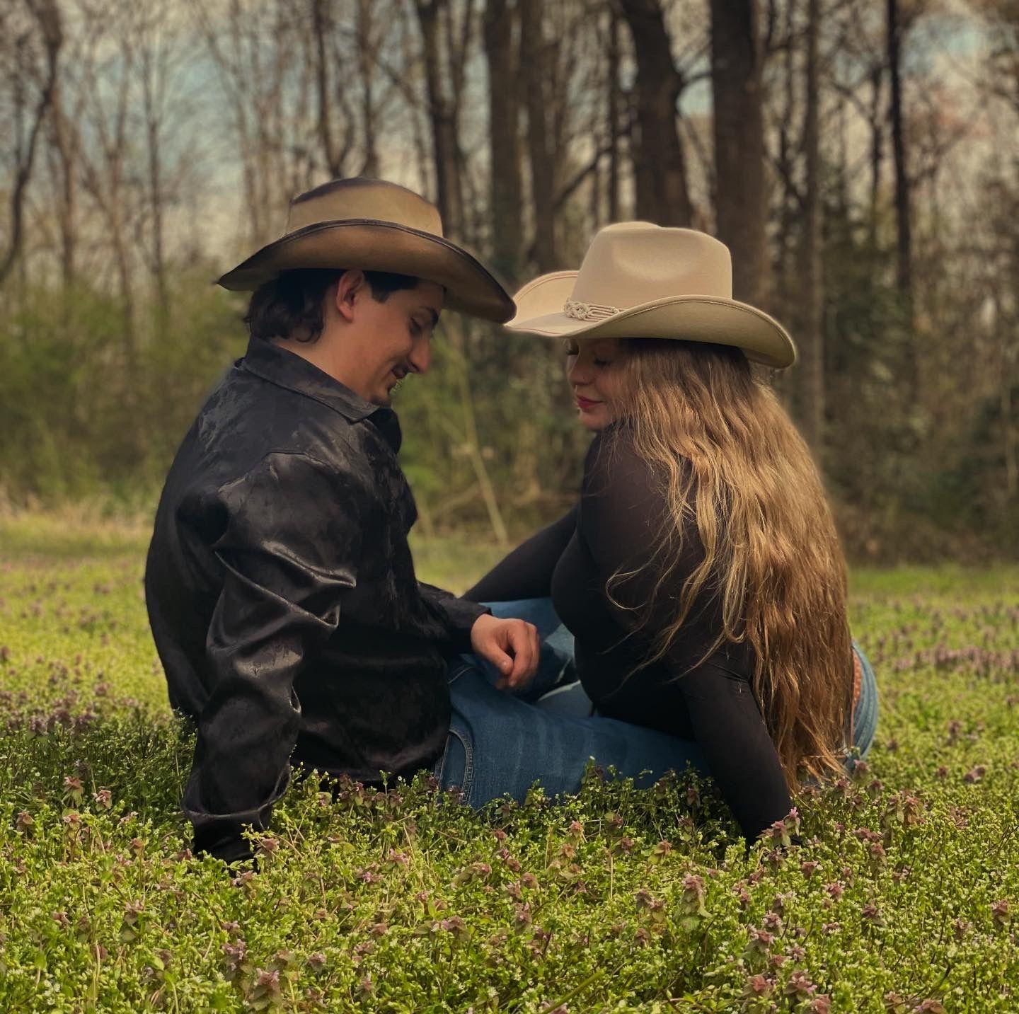 The Wedding Website of Emma Shaw and Bryson Wood