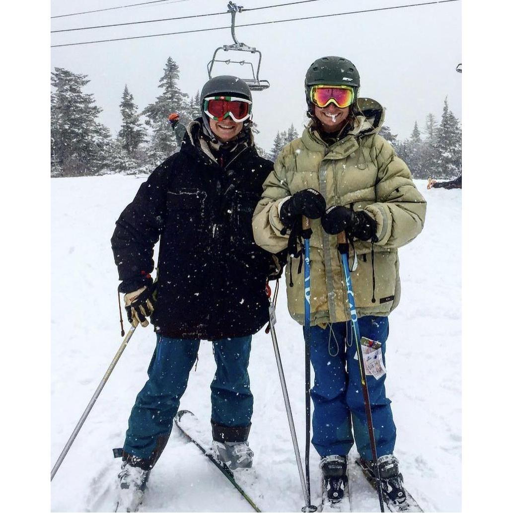 The outfit Joanie was wearing when she met Ben in Stratton with her friend, Chloe.