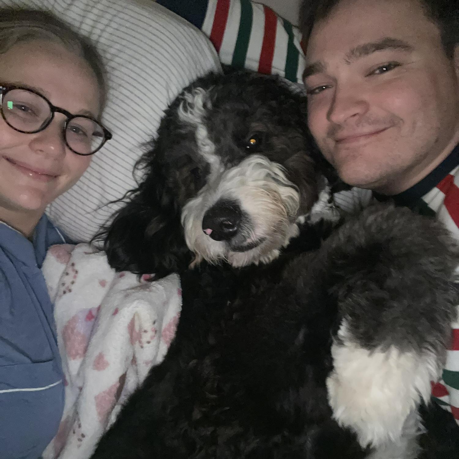 Family cuddles 2023