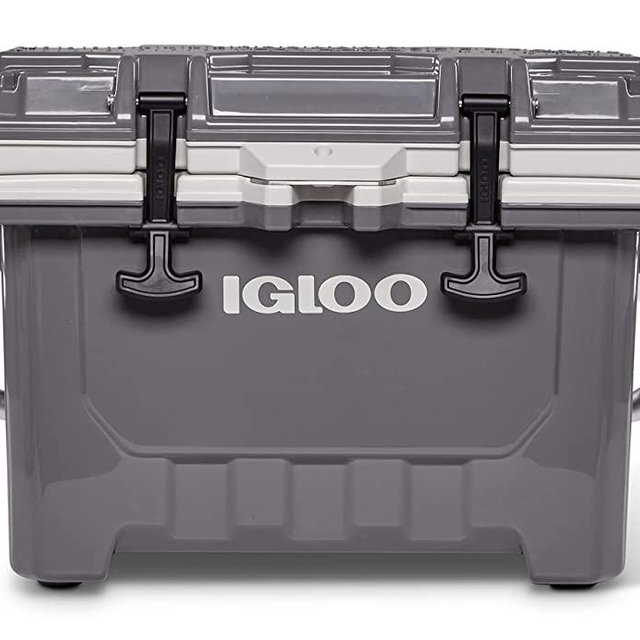 Igloo 24 qt IMX Lockable Insulated Ice Chest Injection Molded Cooler