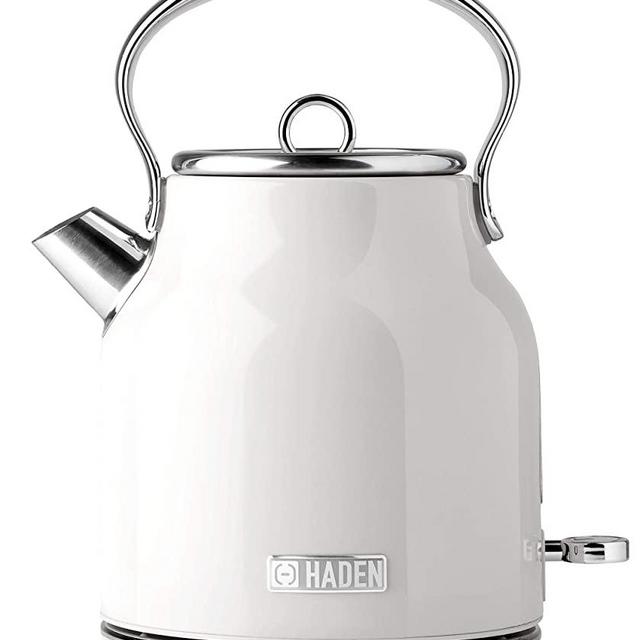 Haden 75012 Heritage 1.7 Liter Stainless Steel Body Countertop Retro Electric Kettle with Auto Shutoff & Dry Boil Protection, White