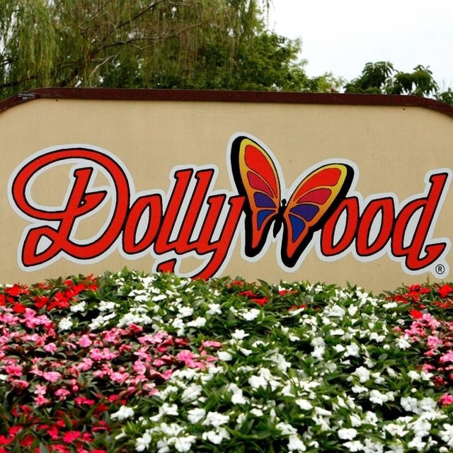 Dollywood Tickets and parking