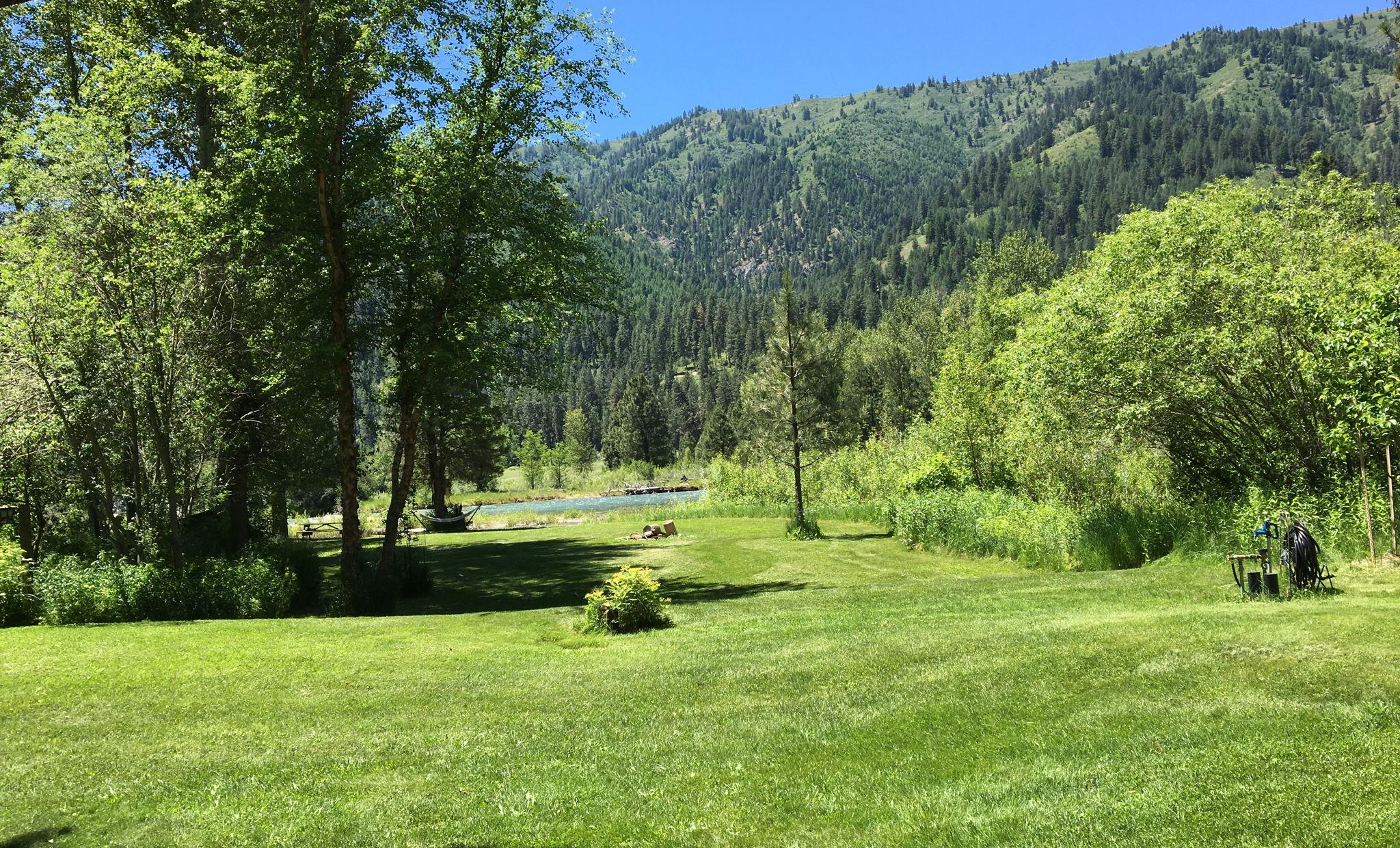 The Wedding Website of Jenn Johnson and Gavin Peterson