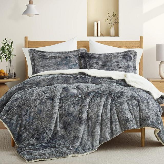 UNIKOME King Size Comforter Set - 3 Pieces Ultra-Soft Fleece Sherpa Comforter Set, Warm Fluffy Plush Winter Bedding Set, Luxury Fuzzy Bed Set with Reversible Comforter & 2 Pillow Shams.