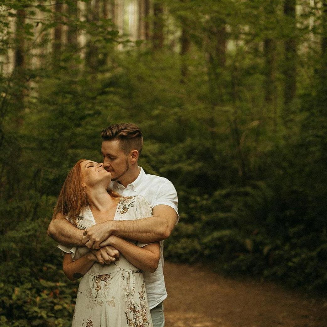 Engagement photos at Rattlesnake Lake. This was also the trailhead of the first hike we ever did in Washington!