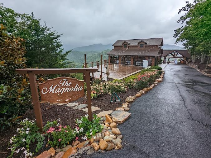 The Wedding Website of Lauren Duvall and Jordan Rogers