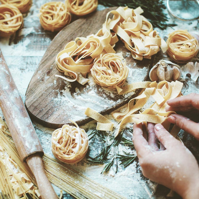 3 in 1 Cooking Class near Navona: Fettuccine, Ravioli & Tiramisu