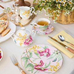 Royal Albert, Miranda Kerr Australiana Teacup & Saucer with