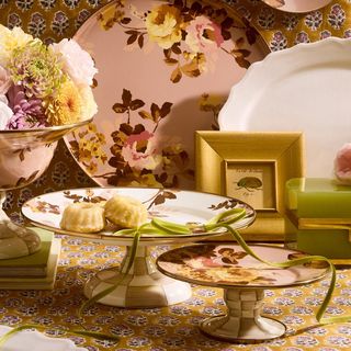 Wild Rose Mauve Pedestal Platter