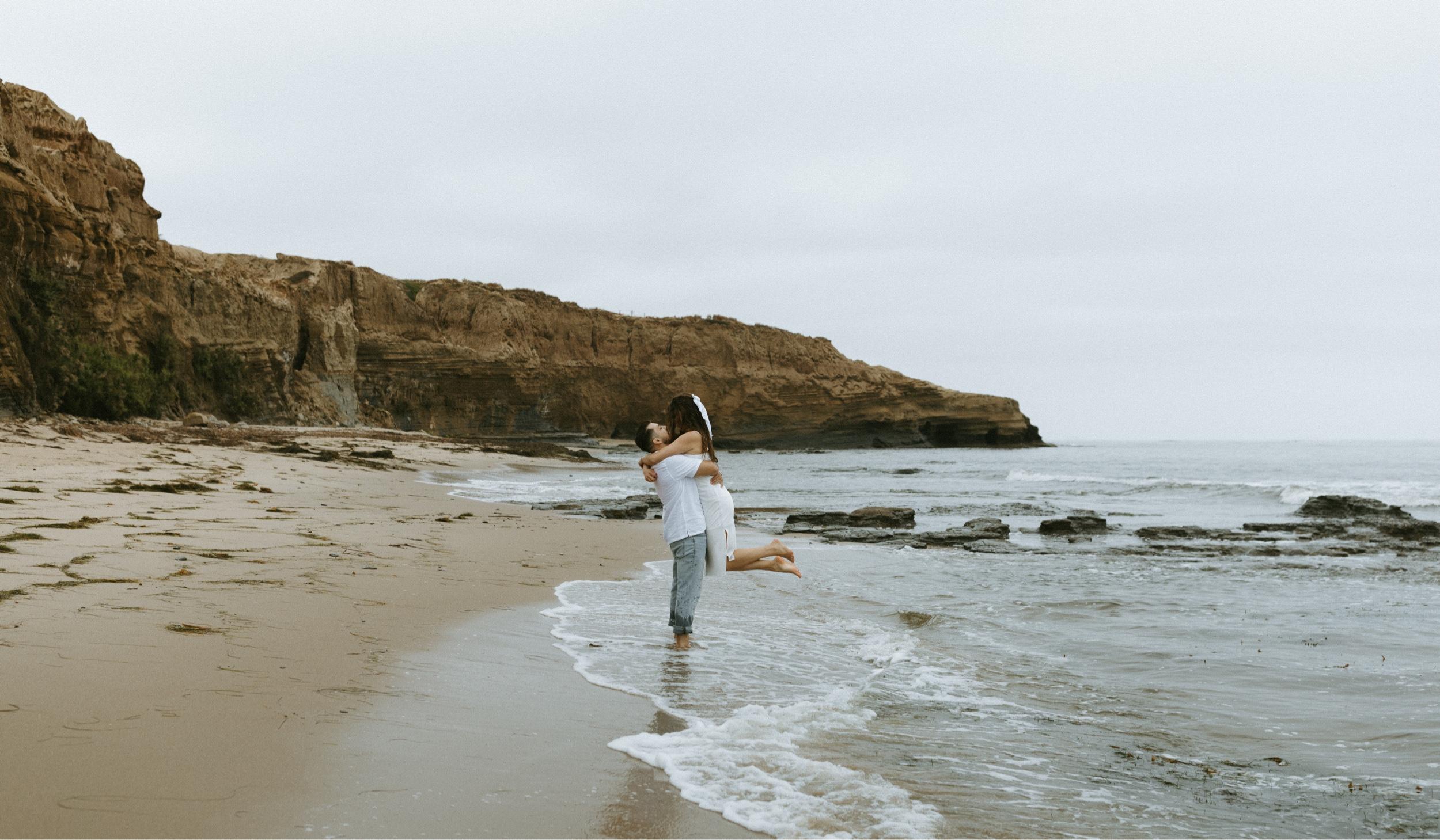 The Wedding Website of Alissa Alvarez and Roy Cerda
