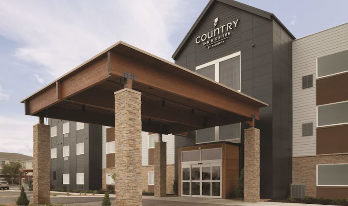 The Wedding Website of Serena Slove and Trevor Aasen