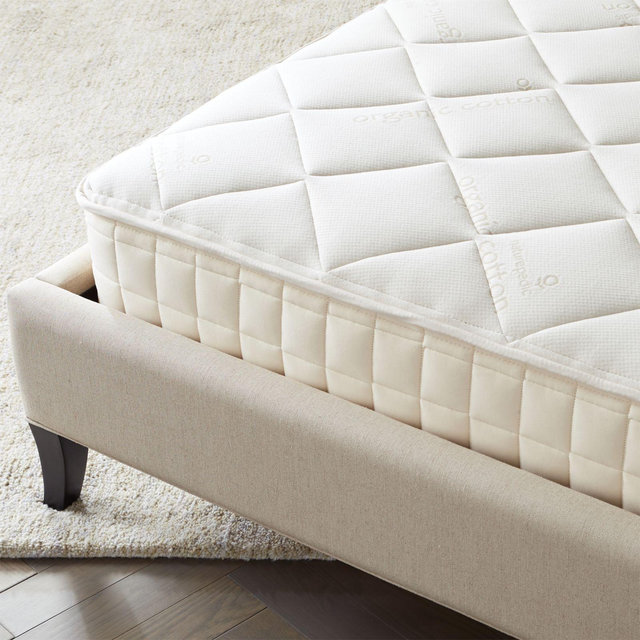 Naturepedic Chorus Queen Organic Luxury Mattress