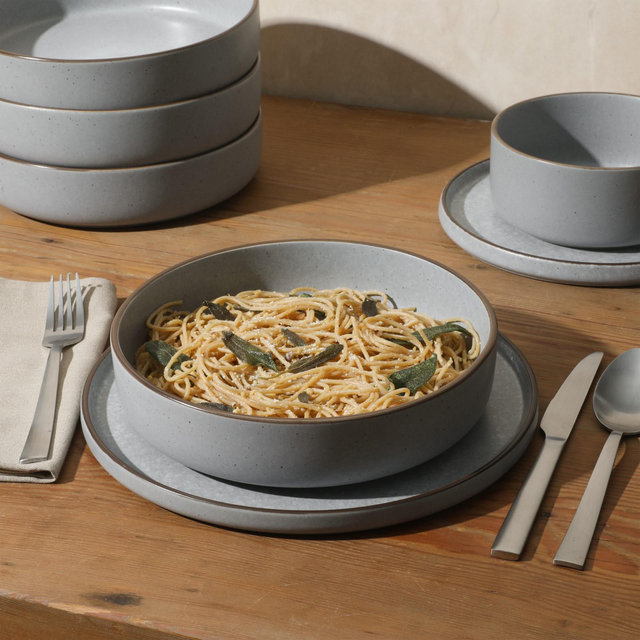 Gibson Elite, Gelston 16-Piece Dinnerware Set, Service for 4 | Zola