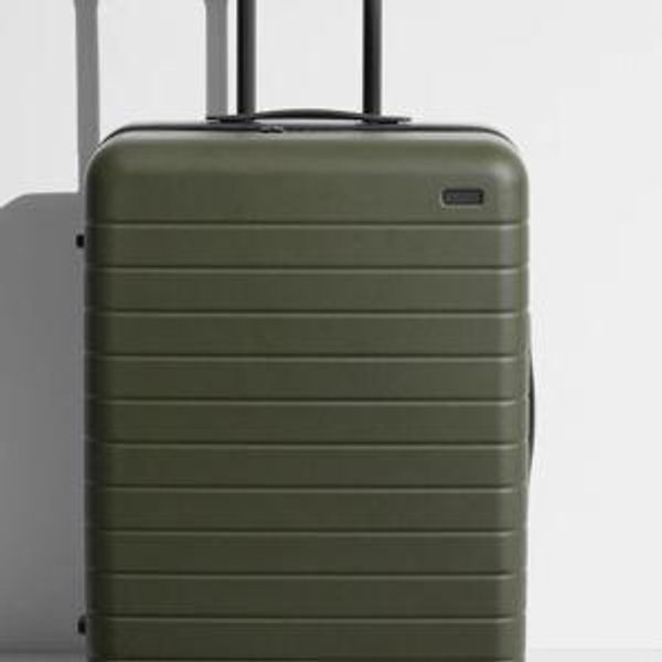 Browse Medium Suitcases in Olive Green | Away
