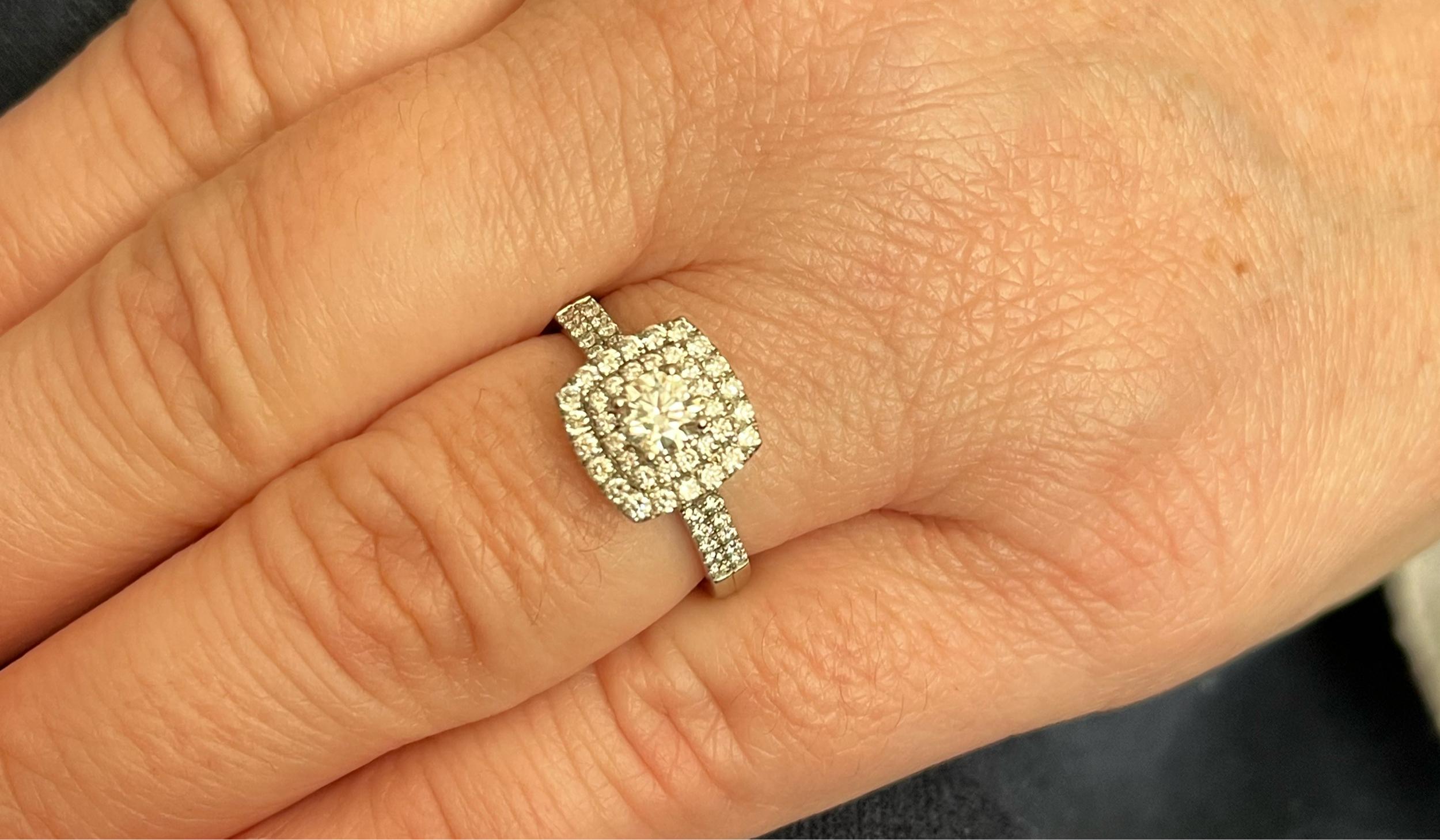 The Wedding Website of Kimberly Loftus and Christopher Hohe