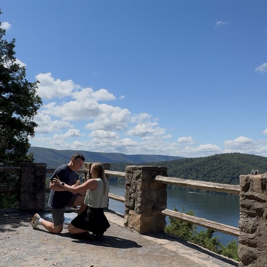 we’re getting married!!!