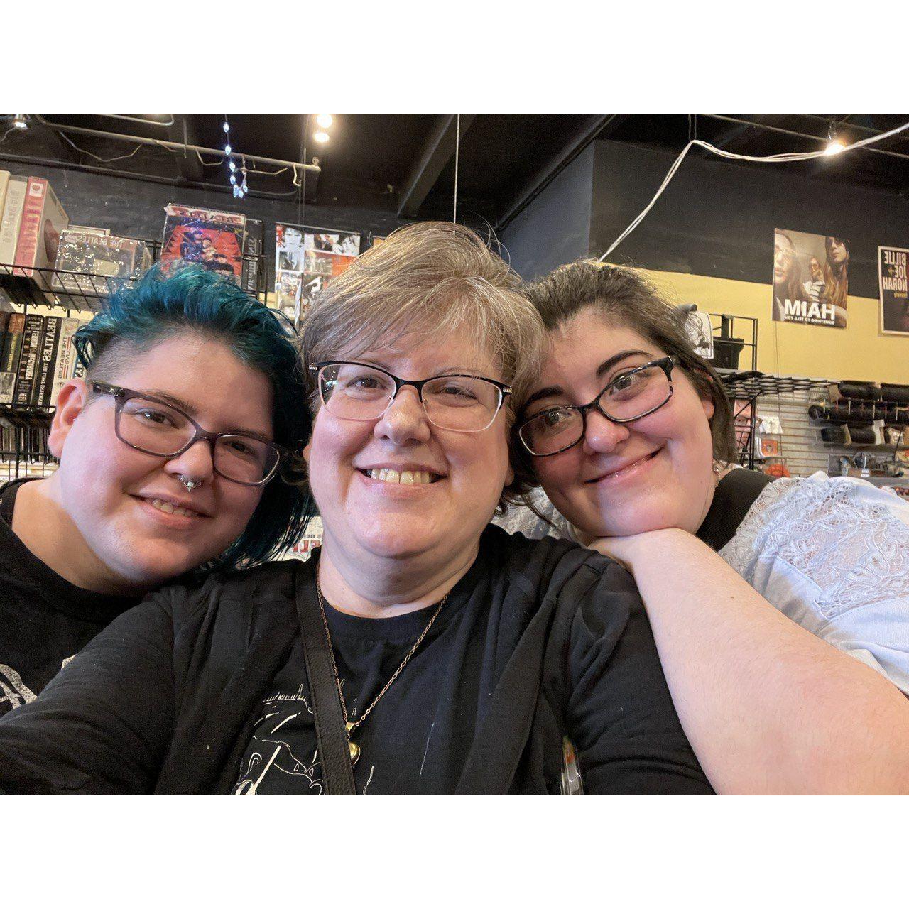 The Fiscus Ladies