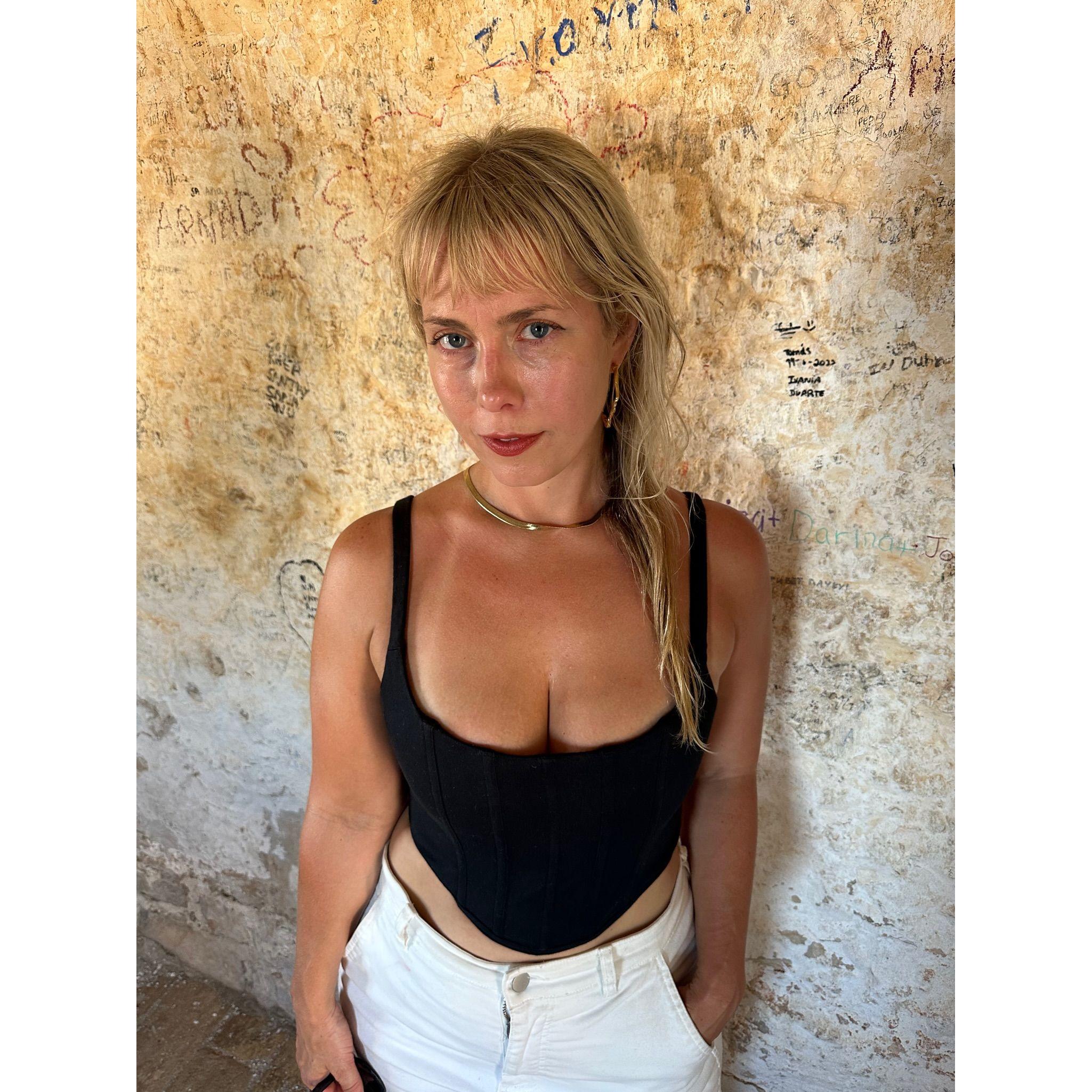 Dubrovnik, walking the castle walls