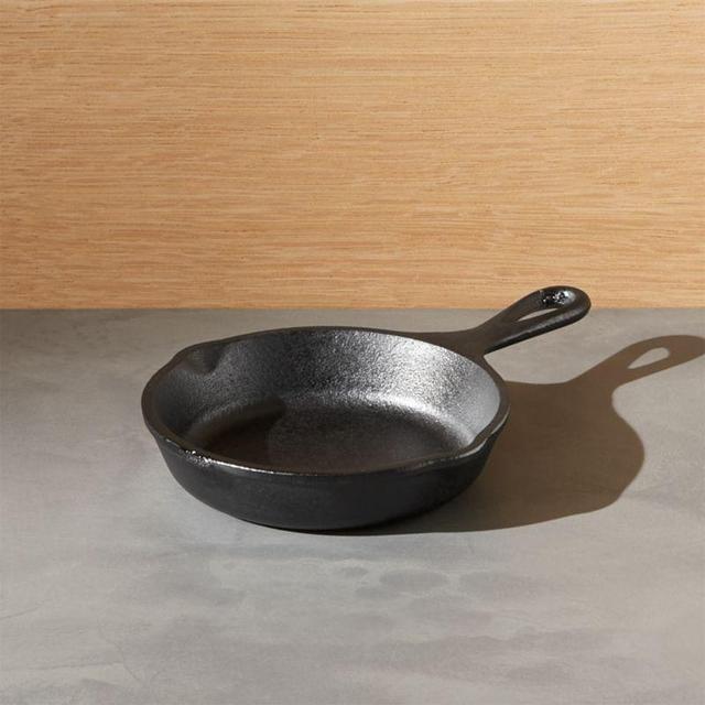 Lodge ® Cast-Iron Mini Skillet